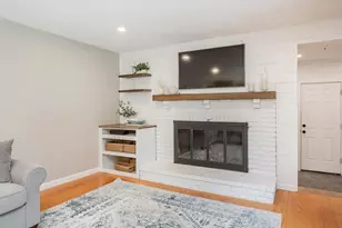 5 Crest Dr, Lakeville, MA 02347 - Photo 5