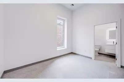 80 Middlesex St #206, Lowell, MA 01852 - Photo 9