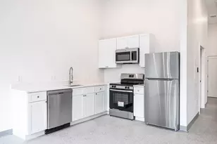 80 Middlesex St, Lowell, MA 01852 - Photo 5