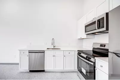 80 Middlesex St #206, Lowell, MA 01852 - Photo 3