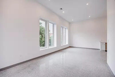 80 Middlesex St #306, Lowell, MA 01852 - Photo 5