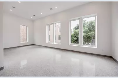 80 Middlesex St #306, Lowell, MA 01852 - Photo 7