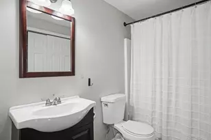 113 Ridgefield Cir, Clinton, MA 01510 - Photo 19