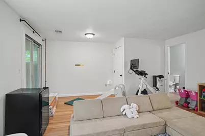 113 Ridgefield Circle #C, Clinton, MA 01510 - Photo 5