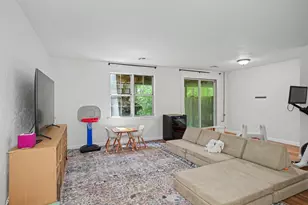 113 Ridgefield Cir, Clinton, MA 01510 - Photo 3