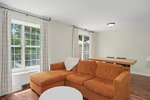 113 Ridgefield Cir, Clinton, MA 01510 - Photo 9