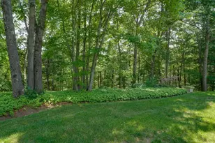 113 Ridgefield Cir, Clinton, MA 01510 - Photo 25
