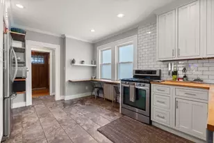 41 Glendower Rd, Boston, MA 02131 - Photo 5
