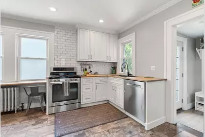 41 Glendower Rd, Boston, MA 02131 - Photo 7