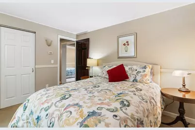 77 Locust St, Freetown, MA 02702 - Photo 15