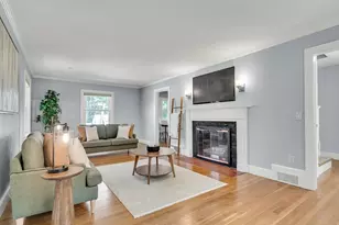 16 Roundwood Rd, Newton, MA 02464 - Photo 5