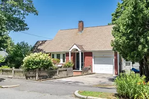 16 Roundwood Rd, Newton, MA 02464 - Photo 39