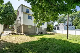 16 Roundwood Rd, Newton, MA 02464 - Photo 3