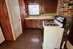 151 N Main St, Deerfield, MA 01342 - Photo 33