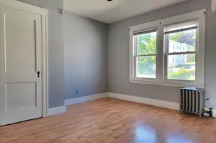 26 Stebbins St, Worcester, MA 01607 - Photo 5