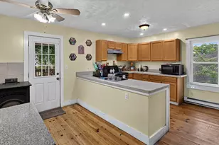 10 Burnett, Fitchburg, MA 01420 - Photo 9