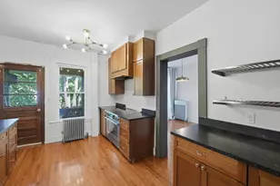 46 Summer St, Adams, MA 01220 - Photo 11