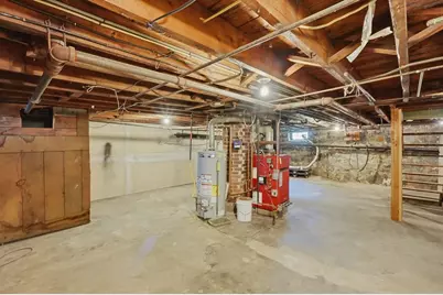46 Summer St, Adams, MA 01220 - Photo 35