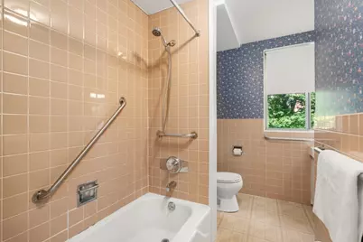 7 Longwood Drive #207, Andover, MA 01810 - Photo 11