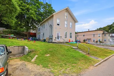 21 Winthrop St, Fitchburg, MA 01420 - Photo 1