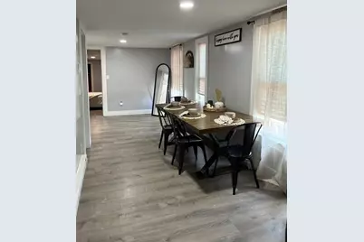 21 Winthrop St, Fitchburg, MA 01420 - Photo 5