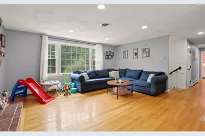 27 Alden Rd, Wareham, MA 02571 - Photo 3