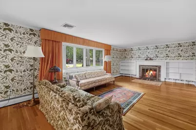 9 Plymouth Rd, Winchester, MA 01890 - Photo 5
