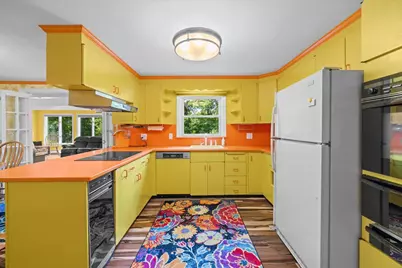 9 Plymouth Rd, Winchester, MA 01890 - Photo 13