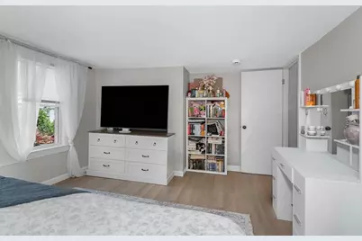 13 Hamilton St, Framingham, MA 01701 - Photo 23