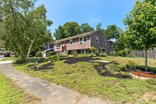 5 Paradise Rd, Beverly, MA 01915 - Photo 3