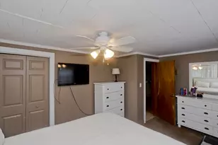 35 Pinehurst St, Westfield, MA 01085 - Photo 23