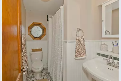 35 Pinehurst St, Westfield, MA 01085 - Photo 29