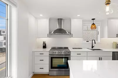 121 Central Ave #B, Salisbury, MA 01952 - Photo 7