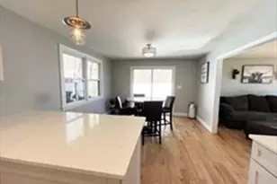 26 Alpine Ave, Methuen, MA 01844 - Photo 9
