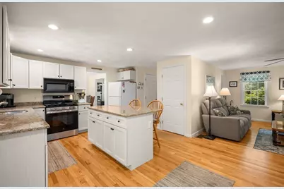 2 Palm Ave, Methuen, MA 01844 - Photo 11