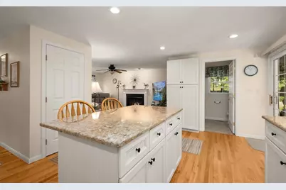 2 Palm Ave, Methuen, MA 01844 - Photo 13
