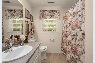 2 Palm Ave, Methuen, MA 01844 - Photo 29