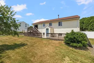 8 Tenley Ave, Dartmouth, MA 02747 - Photo 37