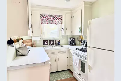 123 Plymouth St, New Bedford, MA 02740 - Photo 21