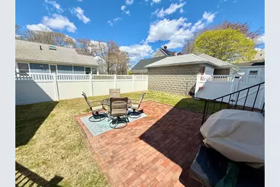 123 Plymouth St, New Bedford, MA 02740 - Photo 5