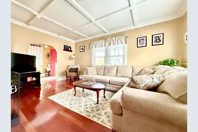 123 Plymouth St, New Bedford, MA 02740 - Photo 11