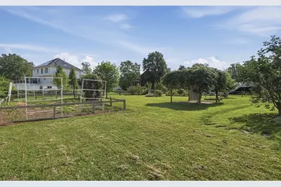 52 Sherwood Dr, Haverhill, MA 01835 - Photo 9