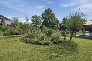 52 Sherwood Dr, Haverhill, MA 01835 - Photo 5