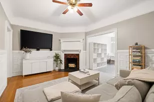 259 Beacon St, Boston, MA 02116 - Photo 1