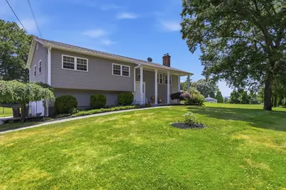 83 Eastwood Dr, Westfield, MA 01085 - Photo 3