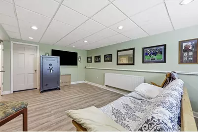 83 Eastwood Dr, Westfield, MA 01085 - Photo 33