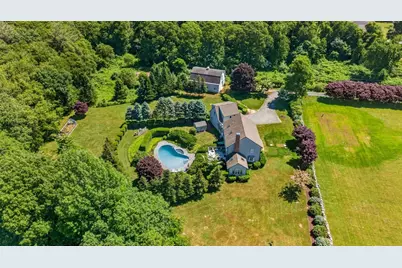 665 Horseneck Rd, Dartmouth, MA 02748 - Photo 5