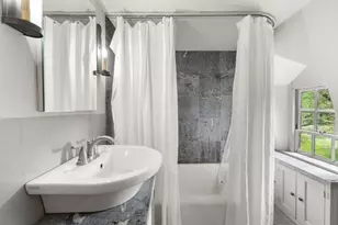 11 Lincoln St, Gloucester, MA 01930 - Photo 33
