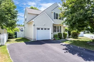 49 Palomino Dr, Franklin, MA 02038 - Photo 3
