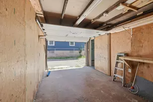 415 Anthony St, Fall River, MA 02720 - Photo 31